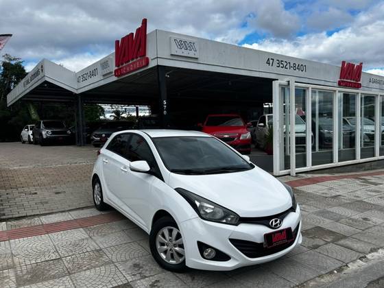 HYUNDAI HB20 1.6 COMFORT PLUS 16V FLEX 4P MANUAL