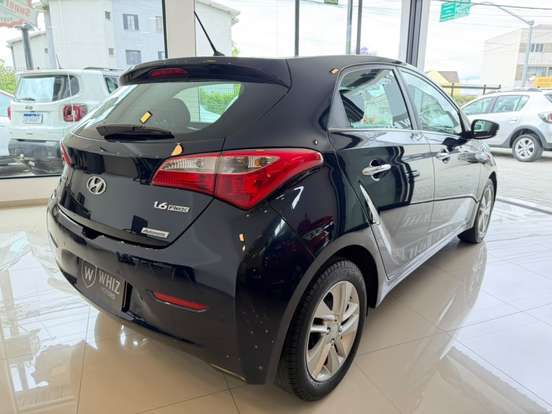 HYUNDAI-HB20-1.6 PREMIUM 16V FLEX 4P AUTOMÁTICO HYUNDAI-HB20-2015