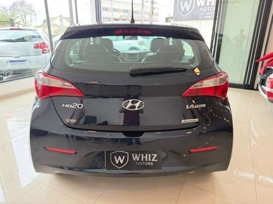 HYUNDAI-HB20-2015