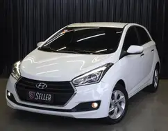 HYUNDAI HB20 1.6 PREMIUM 16V FLEX 4P AUTOMÁTICO HYUNDAI HB20 1.6 PREMIUM 16V FLEX 4P AUTOMÁTICO