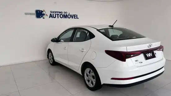 HYUNDAI-HB20S-2024