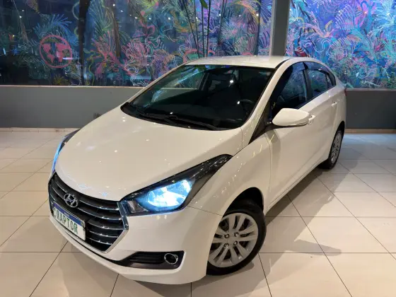 HYUNDAI HB20S 1.0 COMFORT PLUS 12V FLEX 4P MANUAL