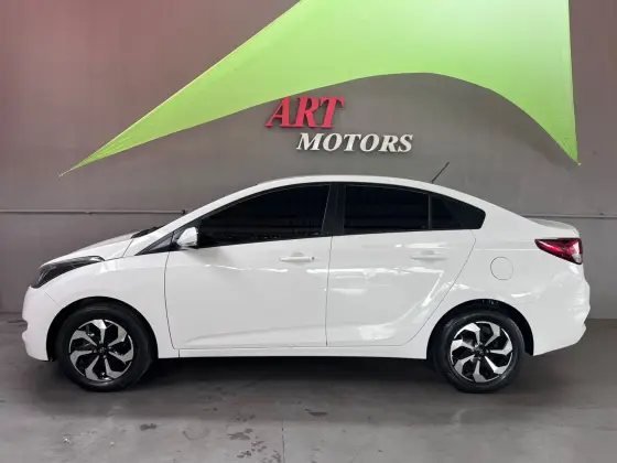 HYUNDAI HB20S 1.6 COMFORT PLUS 16V FLEX 4P AUTOMÁTICO
