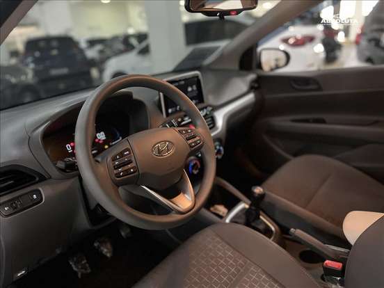 HYUNDAI-HB20S-2025