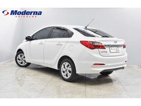 HYUNDAI-HB20S-2017