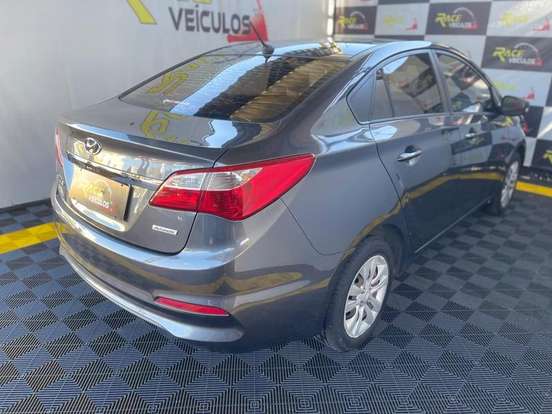 HYUNDAI-HB20S-2017