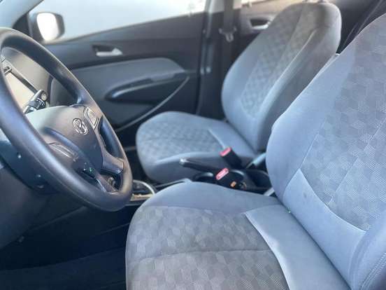 HYUNDAI-HB20S-1.6 COMFORT PLUS 16V FLEX 4P AUTOMÁTICO HYUNDAI-HB20S-2017