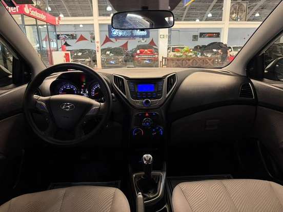 HYUNDAI-HB20S-1.6 COMFORT PLUS 16V FLEX 4P MANUAL HYUNDAI-HB20S-2015