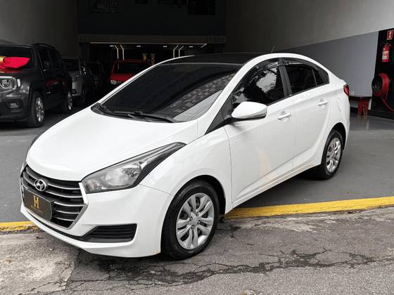 HYUNDAI HB20S 1.6 PREMIUM 16V FLEX 4P AUTOMÁTICO