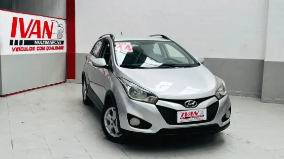 HYUNDAI HB20X 1.6 16V PREMIUM FLEX 4P AUTOMÁTICO