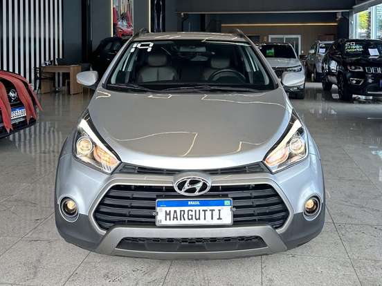 HYUNDAI-HB20X-1.6 16V PREMIUM FLEX 4P AUTOMÁTICO HYUNDAI-HB20X-2018
