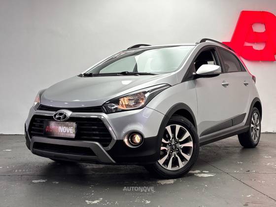 HYUNDAI HB20X 1.6 16V STYLE FLEX 4P AUTOMÁTICO