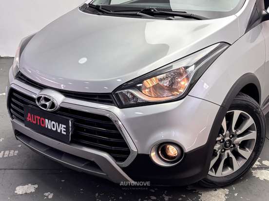 HYUNDAI-HB20X-2016