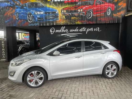 HYUNDAI-I30-1.8 MPI 16V GASOLINA 4P AUTOMATICO HYUNDAI-I30-2014