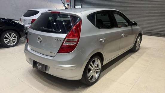 HYUNDAI-I30-2009