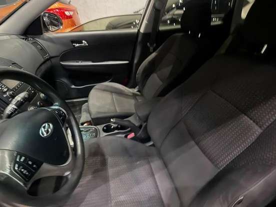 HYUNDAI-I30-2.0 MPFI GLS 16V GASOLINA 4P AUTOMÁTICO HYUNDAI-I30-2009