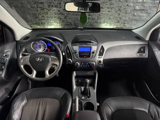 HYUNDAI-IX35-2.0 MPFI GLS 4X2 16V GASOLINA 4P MANUAL HYUNDAI-IX35-2010