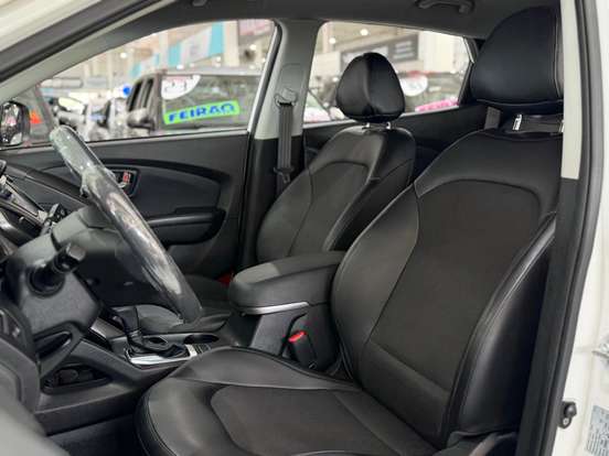 HYUNDAI-IX35-2021