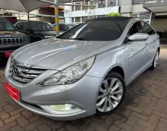 HYUNDAI SONATA 2.4 MPFI I4 16V 182CV GASOLINA 4P AUTOMÁTICO HYUNDAI SONATA 2.4 MPFI I4 16V 182CV GASOLINA 4P AUTOMÁTICO