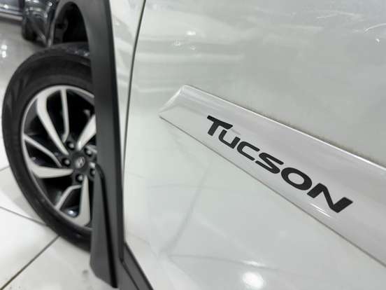 HYUNDAI-TUCSON-2022