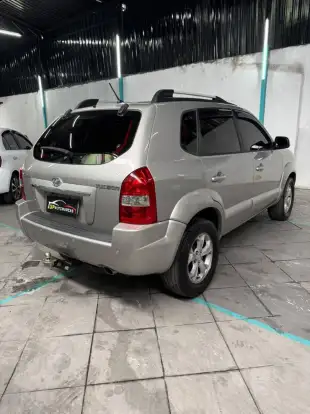 HYUNDAI-TUCSON-2009