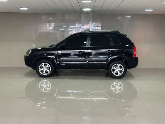 HYUNDAI-TUCSON-2.0 MPFI GL 16V 142CV 2WD GASOLINA 4P MANUAL HYUNDAI-TUCSON-2013
