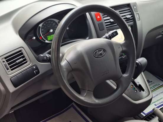 HYUNDAI-TUCSON-2.0 MPFI GLS 16V 143CV 2WD FLEX 4P AUTOMÁTICO HYUNDAI-TUCSON-2018