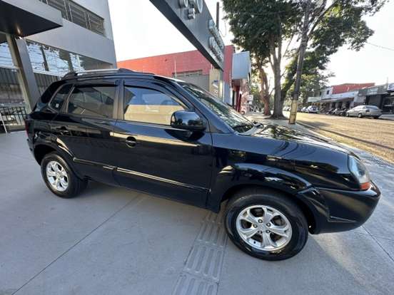 HYUNDAI-TUCSON-2.0 MPFI GLS 16V 143CV 2WD FLEX 4P AUTOMÁTICO HYUNDAI-TUCSON-2013