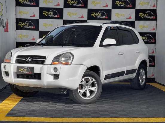HYUNDAI-TUCSON-2.0 MPFI GLS 16V 143CV 2WD FLEX 4P AUTOMÁTICO HYUNDAI-TUCSON-2015