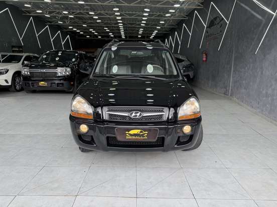 HYUNDAI-TUCSON-2011