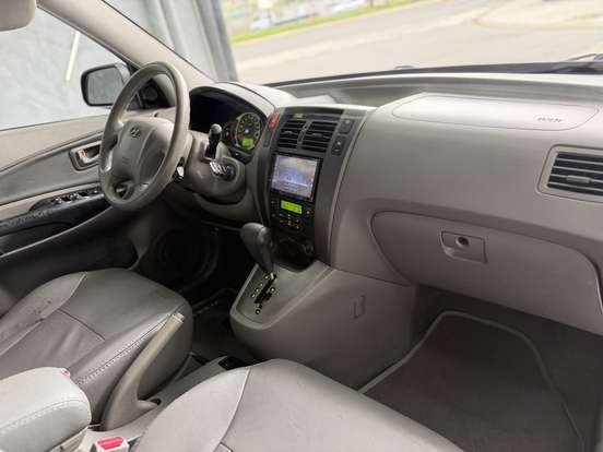 HYUNDAI-TUCSON-2.0 MPFI GLS 16V 143CV 2WD GASOLINA 4P AUTOMÁTICO HYUNDAI-TUCSON-2011