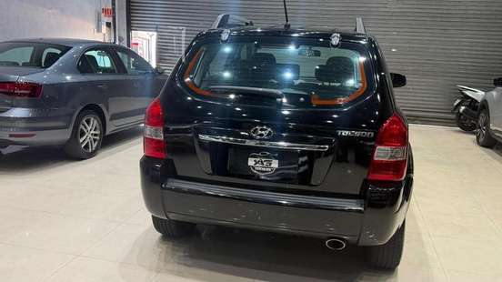 HYUNDAI-TUCSON-2.0 MPFI GLS 16V 143CV 2WD GASOLINA 4P AUTOMÁTICO HYUNDAI-TUCSON-2012