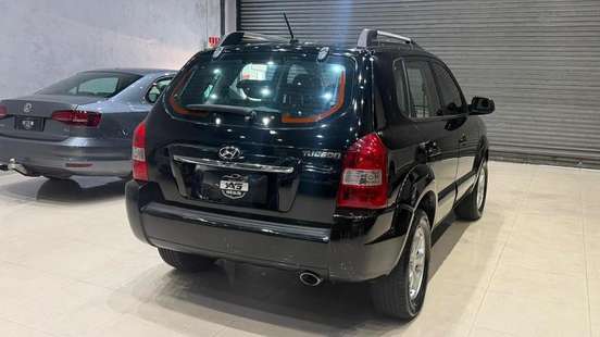 HYUNDAI-TUCSON-2.0 MPFI GLS 16V 143CV 2WD GASOLINA 4P AUTOMÁTICO HYUNDAI-TUCSON-2012
