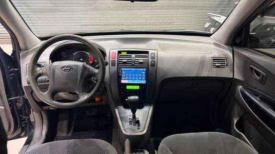 HYUNDAI-TUCSON-2.0 MPFI GLS 16V 143CV 2WD GASOLINA 4P AUTOMÁTICO HYUNDAI-TUCSON-2012