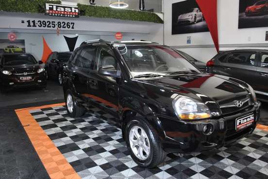 HYUNDAI-TUCSON-2008