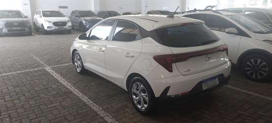 HYUNDAI-HB20-2023