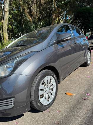 HYUNDAI HB20 1.6 COMFORT PLUS 16V FLEX 4P AUTOMÁTICO