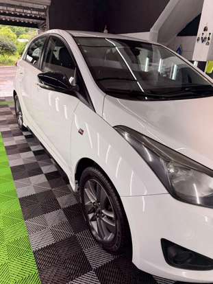 HYUNDAI-HB20-2015
