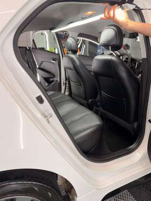 HYUNDAI-HB20-2015