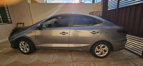 HYUNDAI HB20S 1.0 12V FLEX COMFORT MANUAL