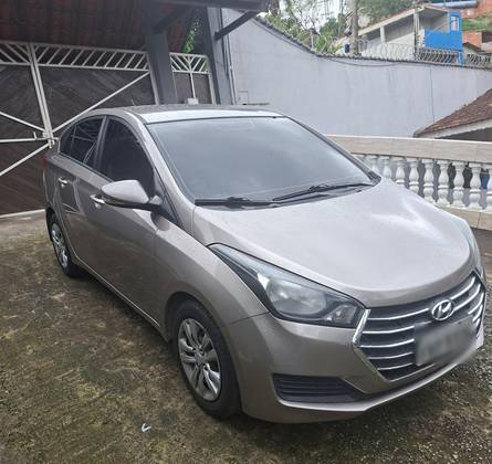 HYUNDAI HB20S 1.0 COMFORT PLUS 12V FLEX 4P MANUAL