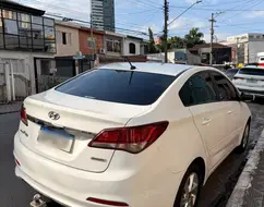 HYUNDAI HB20S 1.6 COMFORT PLUS 16V FLEX 4P AUTOMÁTICO HYUNDAI HB20S 1.6 COMFORT PLUS 16V FLEX 4P AUTOMÁTICO