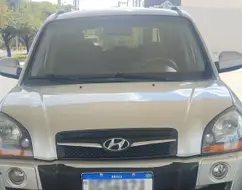 HYUNDAI TUCSON 2.0 MPFI GL 16V 2WD GASOLINA 4P AUTOMÁTICO HYUNDAI TUCSON 2.0 MPFI GL 16V 2WD GASOLINA 4P AUTOMÁTICO