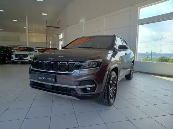 JEEP-COMMANDER-2022