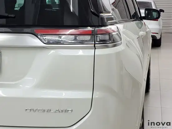 JEEP-COMMANDER-2023
