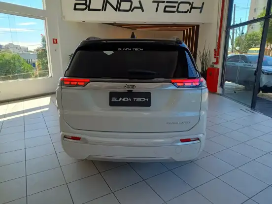 JEEP-COMMANDER-2022