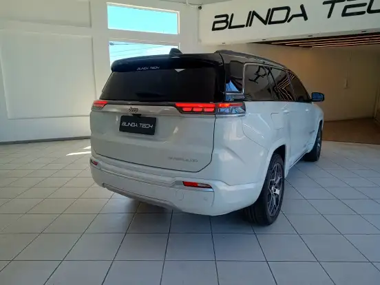 JEEP-COMMANDER-2022