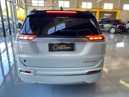 JEEP-COMMANDER-2024