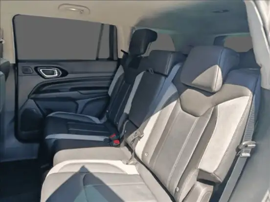 JEEP-COMMANDER-2026