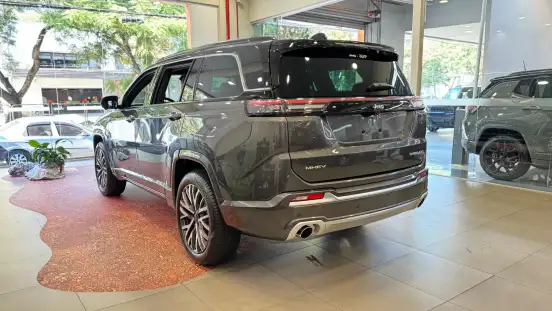 JEEP-COMMANDER-1.3 T270 TURBO MHEV OVERLAND AT6 JEEP-COMMANDER-2026